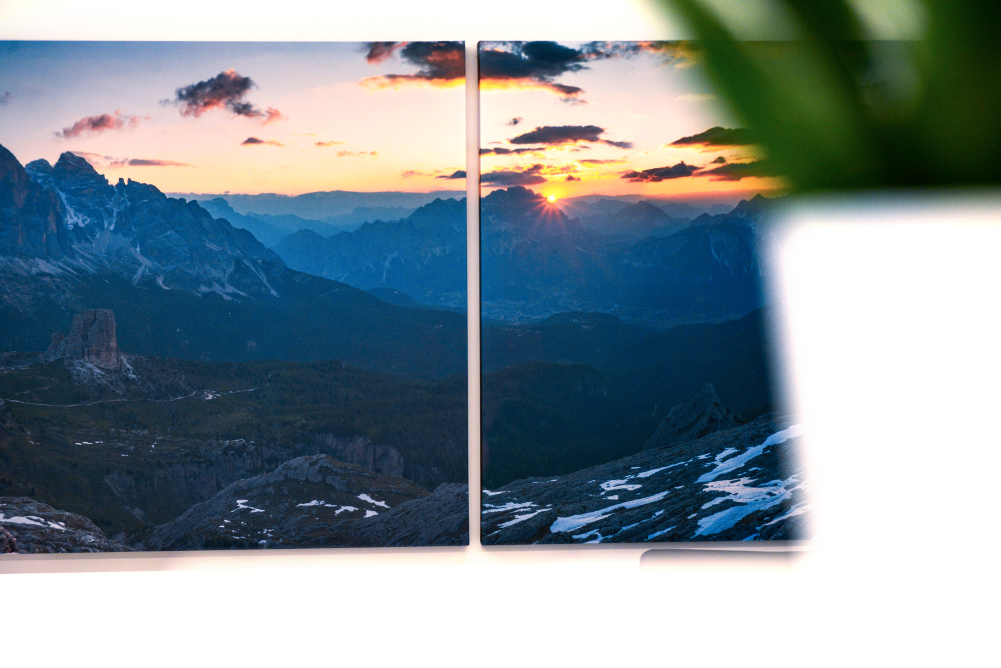 Ufficio <p>Assistiamo persone fisiche e aziende, ma anche Amministrazioni Comunali, nella materia del diritto tributario, sia nella fase giudiziale che in quella stragiudiziale: dalla fase delle verifiche condotte dall’Agenzia delle Entrate o dalla Guardia di Finanza fino al contenzioso avanti le magistrature superiori.</p>
<p>L’ultraventennale esperienza nel processo tributario, anche e soprattutto avanti la Corte di Cassazione, ci consente di affrontare le fasi pre-processuale e processuale con organizzazione, competenza e cura.</p>
<p>La speciale competenza nel diritto penale-tributario, poi, completa la possibilità di offrire alla parte assistita una difesa che tenga conto, specie nelle scelte imprenditoriali, dei rischi penali ad esse connessi: e questo soprattutto grazie alla sinergia con i colleghi penalisti dello Studio.</p>
<p>L’attenzione alla materia e la conoscenza del funzionamento degli Uffici dell’Agenzia delle Entrate ci ha portato, nel tempo, ad essere figure di riferimento, per parti assistite e professionisti, nelle speciali procedure di transazione fiscale e previdenziale nell’ambito della crisi di impresa e del sovraindebitamento.</p>
